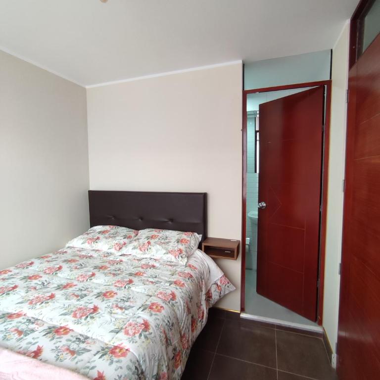 Casa Libertad - Double Room with Private Bathroom - 3