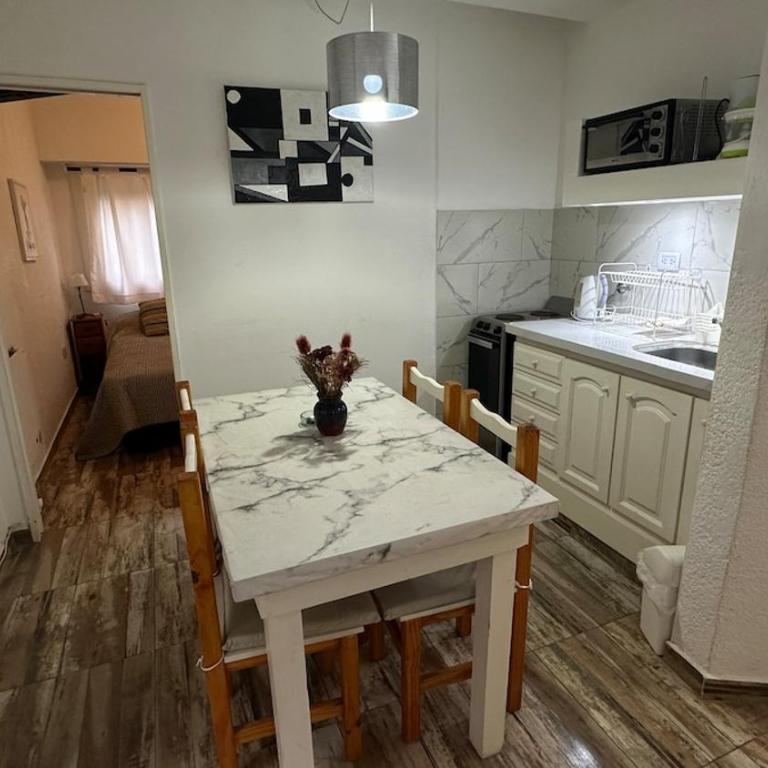 Hermoso departamento a 50 metros del mar - Apartamento de 1 dormitorio - 4