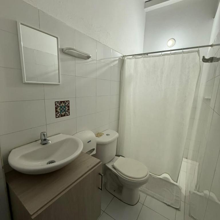 Casa 1811 - Habitación Doble con balcón - 16