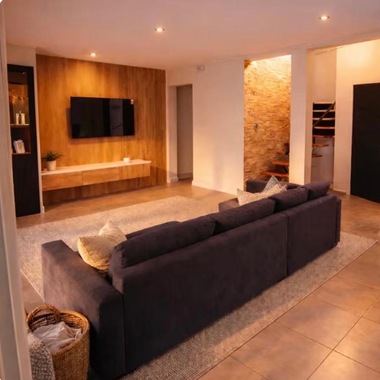 Casa Parque Mitre Olavarría - Three-Bedroom House - 6