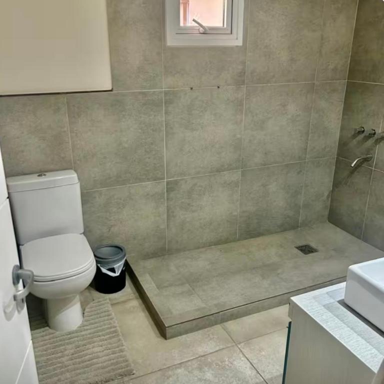 Casa Parque Mitre Olavarría - Three-Bedroom House - 10