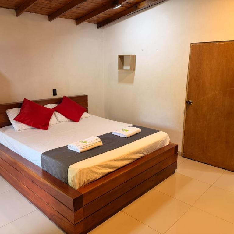 Villa Paraiso Cabañas - Habitación Familiar Superior - 4