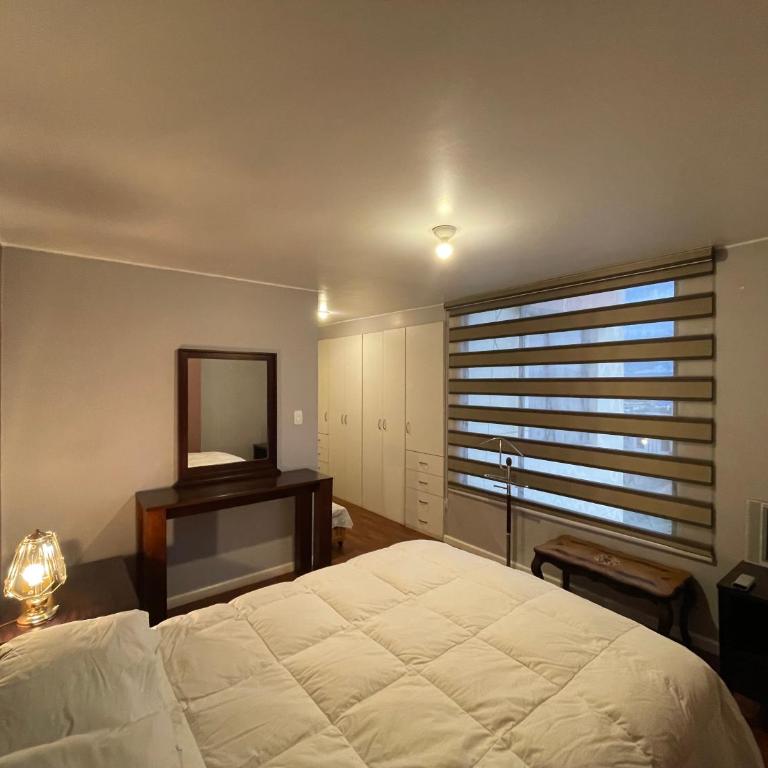 Departamento con Vista y Seguridad las 24 Horas - Apartamento de 3 dormitorios - 1