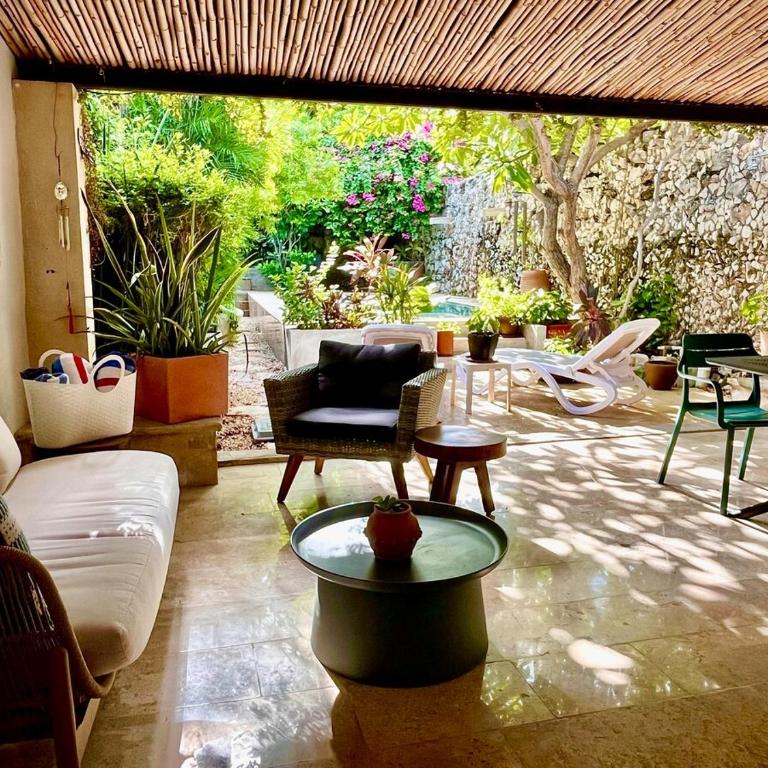 Casa Sacnité Tropical Oasis in Santa Ana - Casa de 2 dormitorios - 14