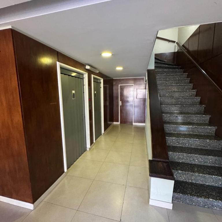 Departamento Zona Guemes a pasos del Shopping Aldrey WiFi Balcón - One-Bedroom Apartment - 13