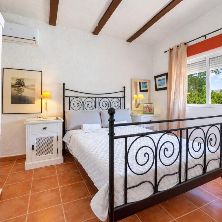 Countryside Escape Just Minutes from the Coast - Casa de 2 dormitorios - 5