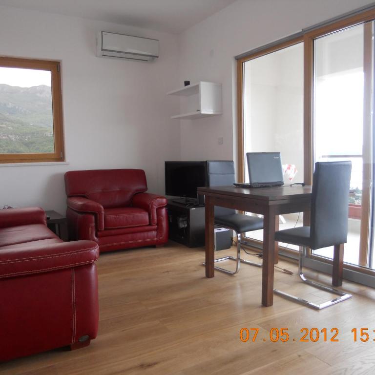 Apartment-Hotel Vila Petrovic-Becici - Penthaus Apartman sa Balkonom i Pogledom na More - 2