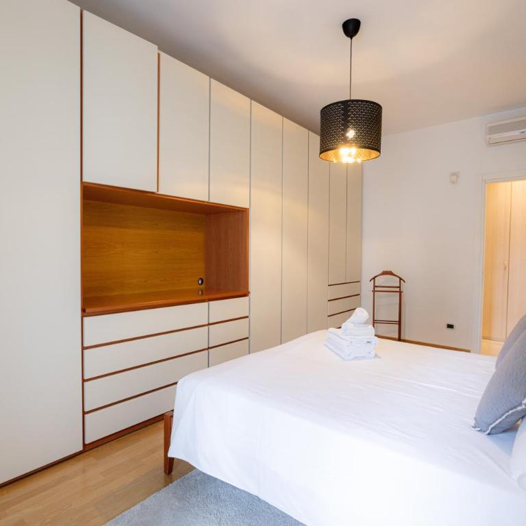 Porta Torre Como Apartment - By Relais Di Giada - Suite Appartamento con 3 Camere da Letto - 7