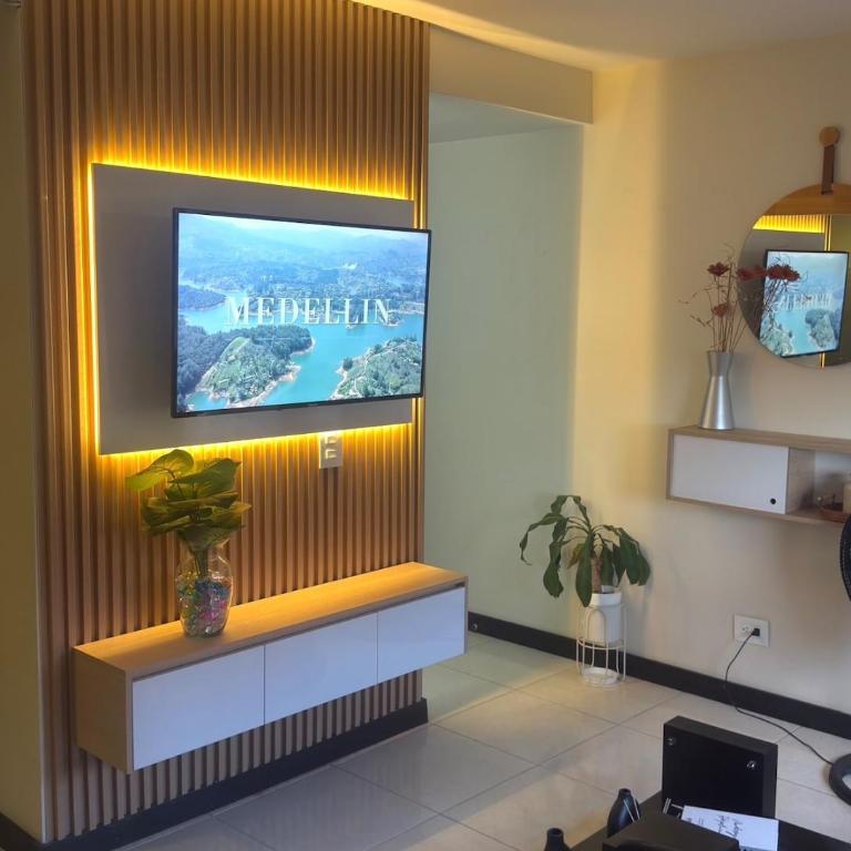 Central and spacious loft 5 minutes from Provenza Medellín - Apartamento de 1 dormitorio - 1