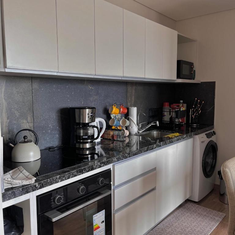 Opera Plaza - One-Bedroom Apartment - 10
