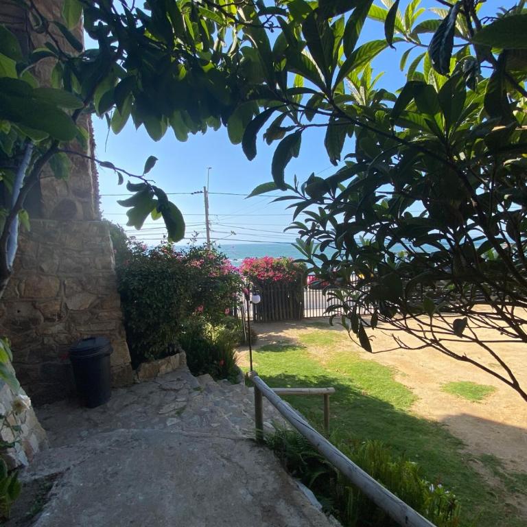 Hermosa cabaña con gran vista y acceso a la playa - Apartamento de 1 dormitorio - 2