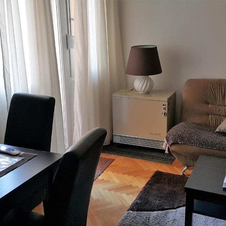 Centre Point Apartment - Two-Bedroom Apartment - 2