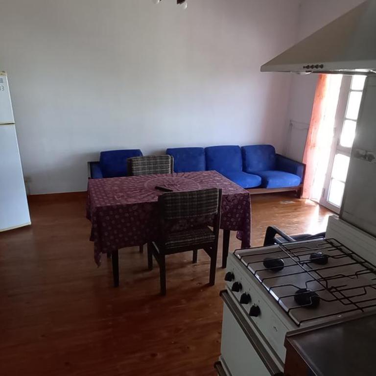 Anibal - One-Bedroom Apartment - 2