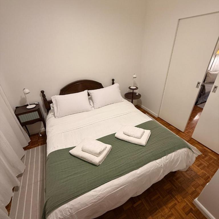 Sleeps 4, 2 bedrooms, well-equipped, excellent location - Apartamento de 2 dormitorios - 12