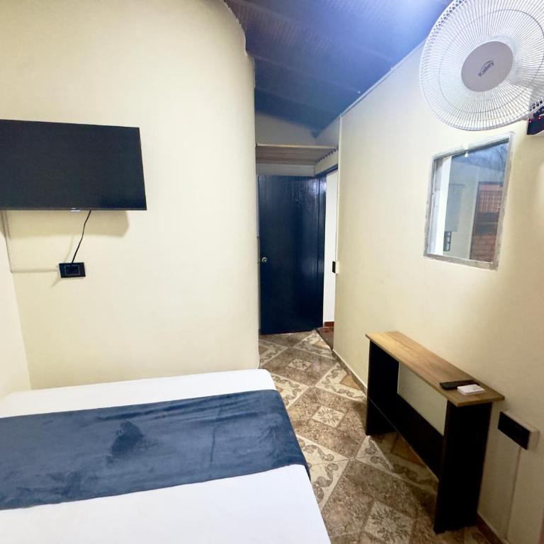 Hotel Estadio 80 - Habitación Doble Deluxe - 2 camas dobles - 5
