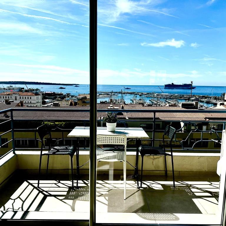 Charmant 3P vue mer balcon panoramique Clim - Appartement - 12