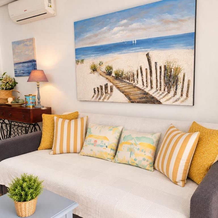 NEW Sunshine Apartment with pool - Two-Bedroom Apartment - 1