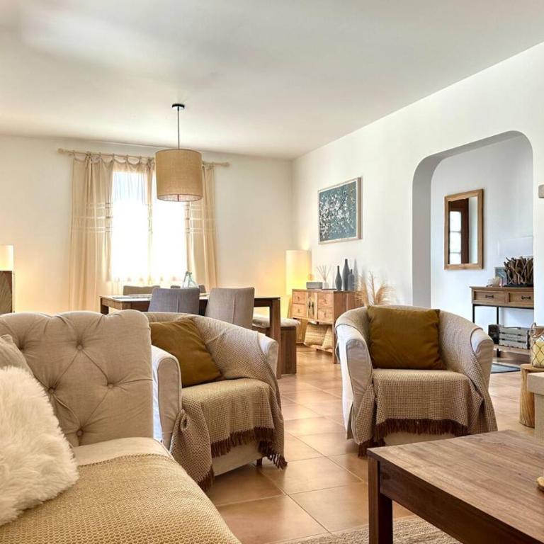 Les Lauriers Blancs air-conditioned villa with swimming pool - Maison 3 Chambres - 9