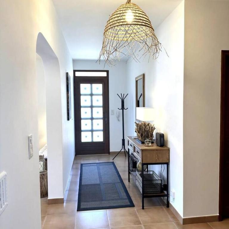 Les Lauriers Blancs air-conditioned villa with swimming pool - Maison 3 Chambres - 31