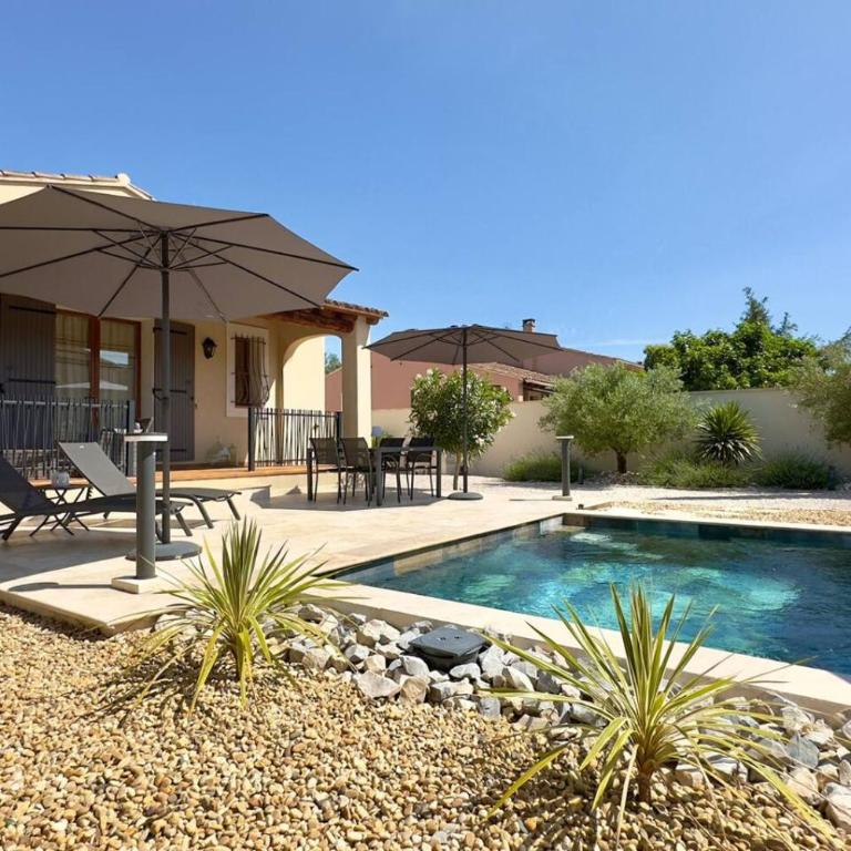 Les Lauriers Blancs air-conditioned villa with swimming pool - Maison 3 Chambres - 36