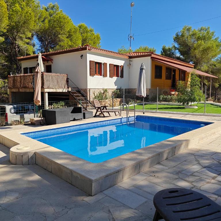 Casa Bolets - A quiet forest house near the best beaches in South Catalonia - Casa de 5 dormitorios - 1