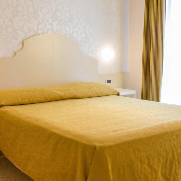 Hotel Adriatico - Camera Tripla Basic - 4