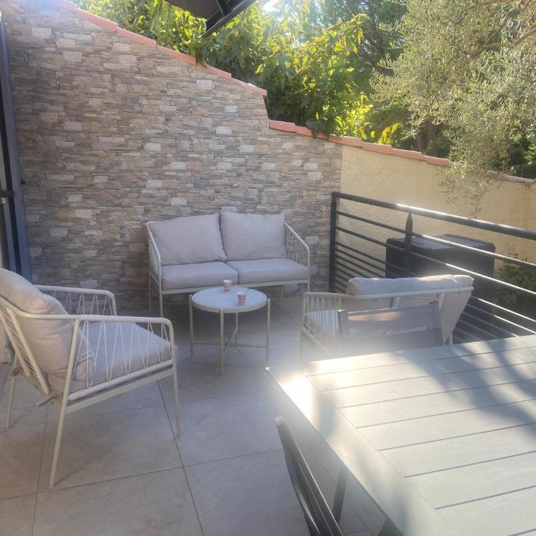 Maison la Londe - Three-Bedroom House - 5