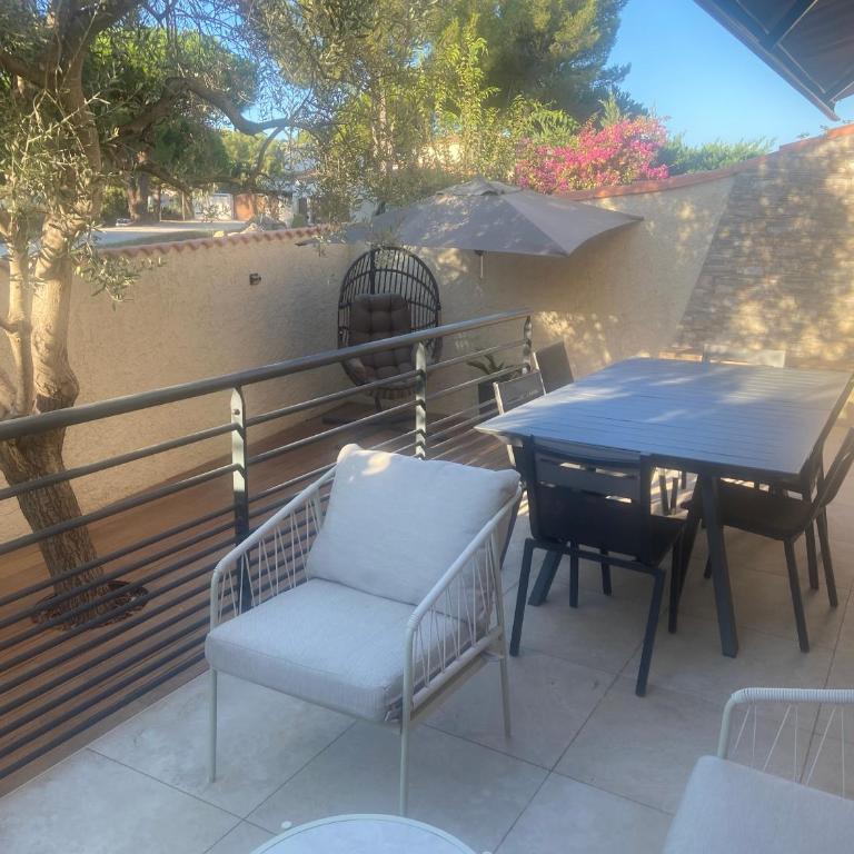 Maison la Londe - Three-Bedroom House - 3
