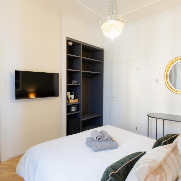 Lake Vibes Suites by "The House Of Travelers" - Camera Matrimoniale con Vista Lago - 2