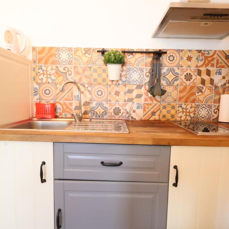 Galicia C - Bright Studio 8 Minutes from the Train in Benalmadena - Studio - 3