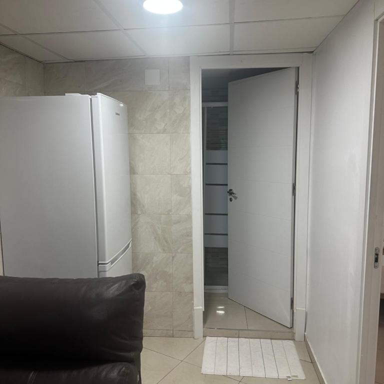 Hostal Alegria Alicante - Chambre Familiale Deluxe - 4