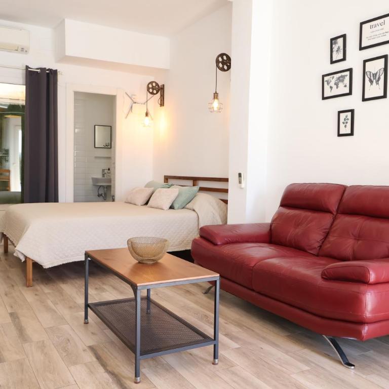 Galicia D - Studio with Private Patio near Arroyo de la Miel Station - Studio mit Terrasse - 9