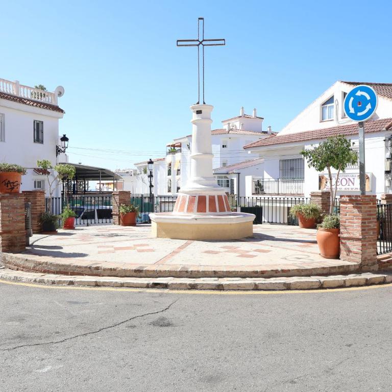 Galicia D - Studio with Private Patio near Arroyo de la Miel Station - Studio mit Terrasse - 16