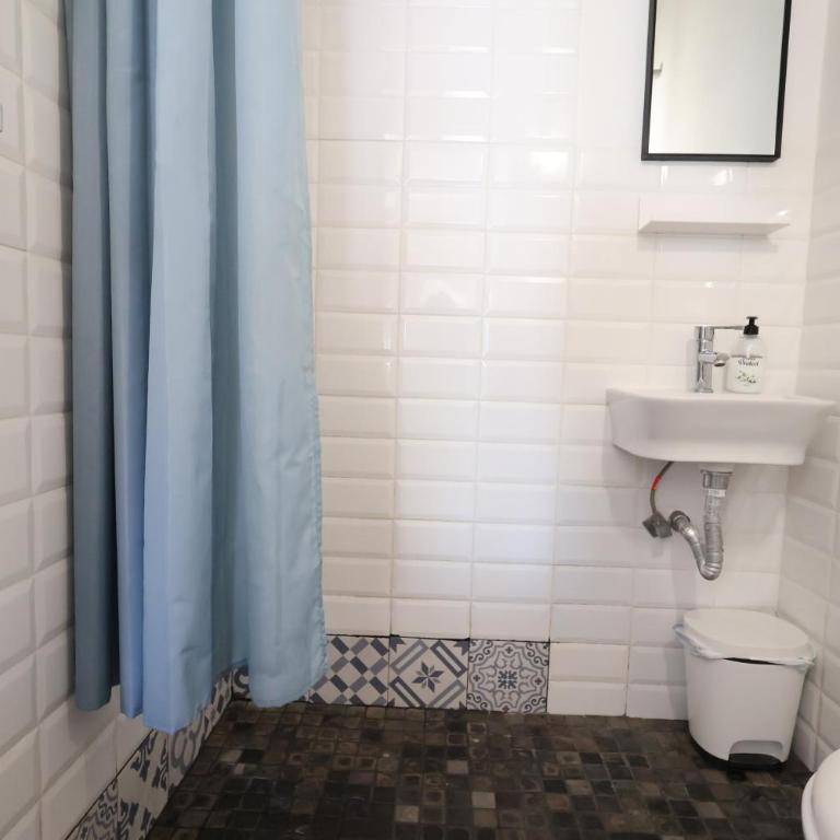 Galicia D - Studio with Private Patio near Arroyo de la Miel Station - Studio mit Terrasse - 17