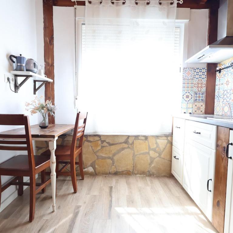 Galicia D - Studio with Private Patio near Arroyo de la Miel Station - Studio mit Terrasse - 20