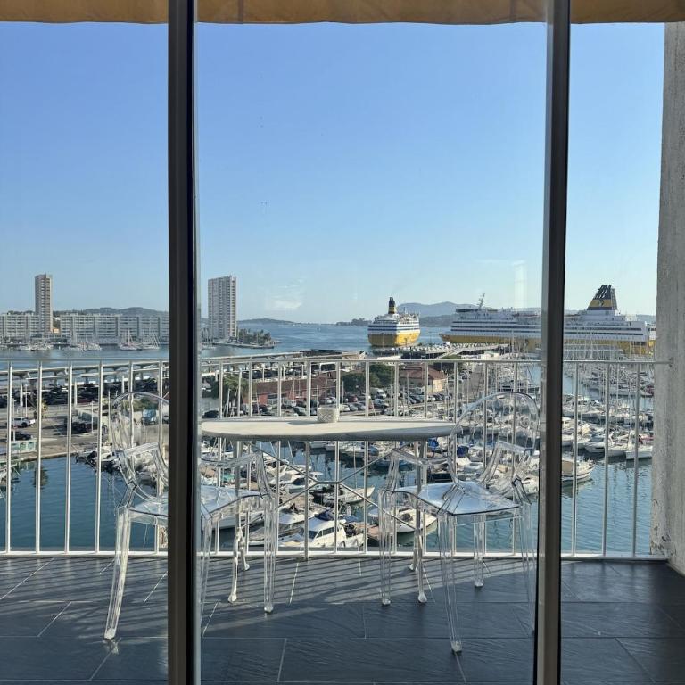 Magnifique appartement terrasse face au port et vue mer étage élevé - Apartment mit 2 Schlafzimmern - 13