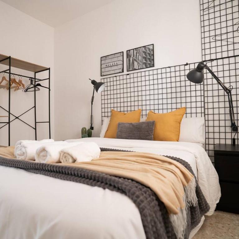 Piso industrial cerca del centro con garaje - Apartamento - 7