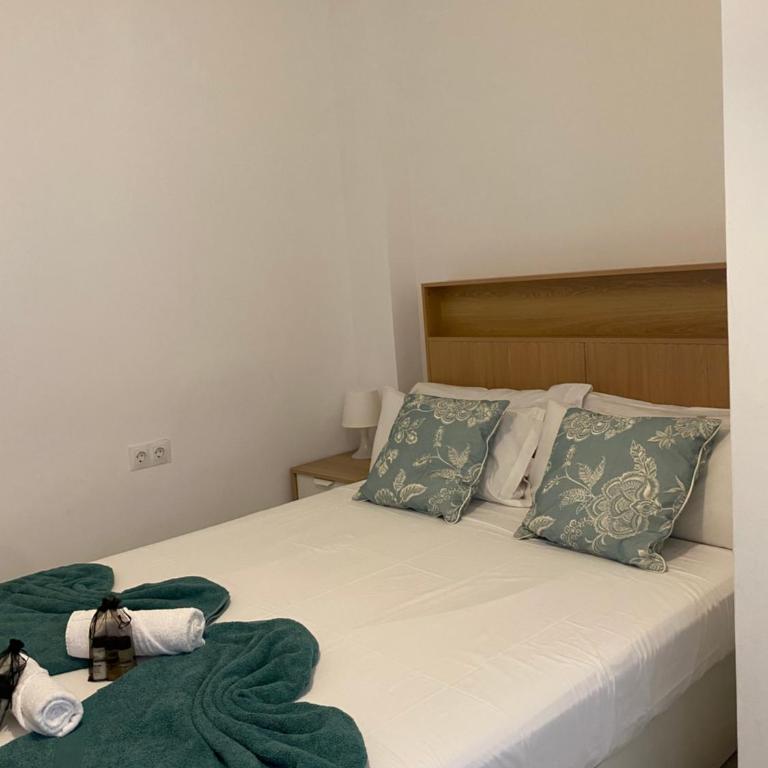 Pedregalejo Home: Near Beach, AC and Workspace - Apartamento de 2 dormitorios - 28