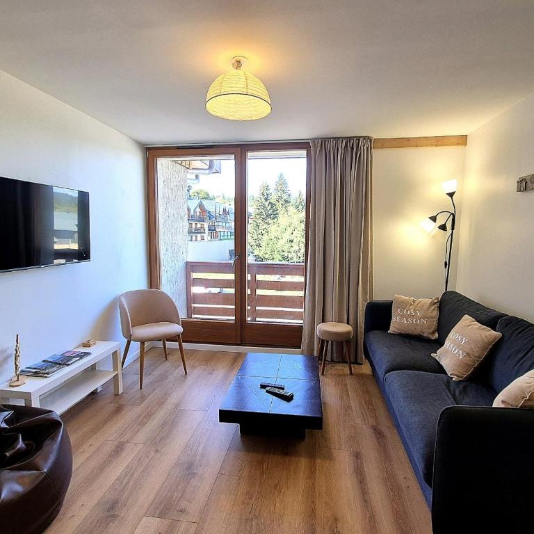 Cozy apartment in the heart of La Féclaz sleeps 5 48m - Appartamento - 1