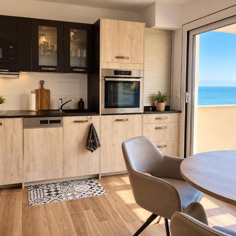 Studio, vue mer à 150m de la plage - Studio - Vue sur Mer - 4