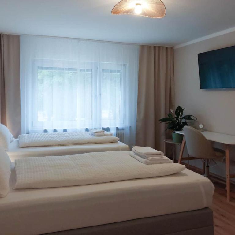 Nexpo Hub Apartment, 5 Min zur Messe + Parkplatz - Three-Bedroom Apartment - 16
