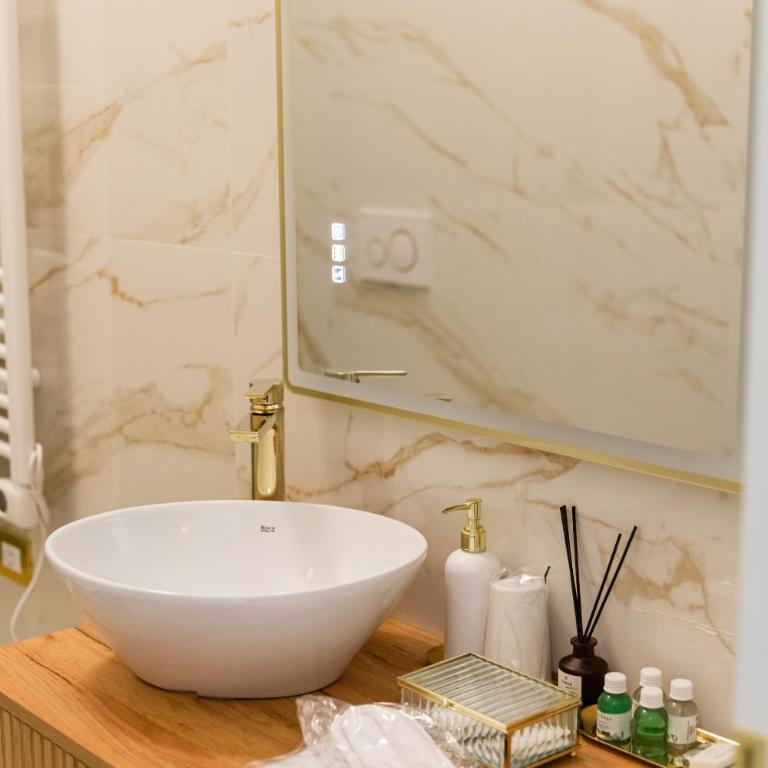 Golden Palace Luxury Guest House - Chambre Double Deluxe avec Douche - 7