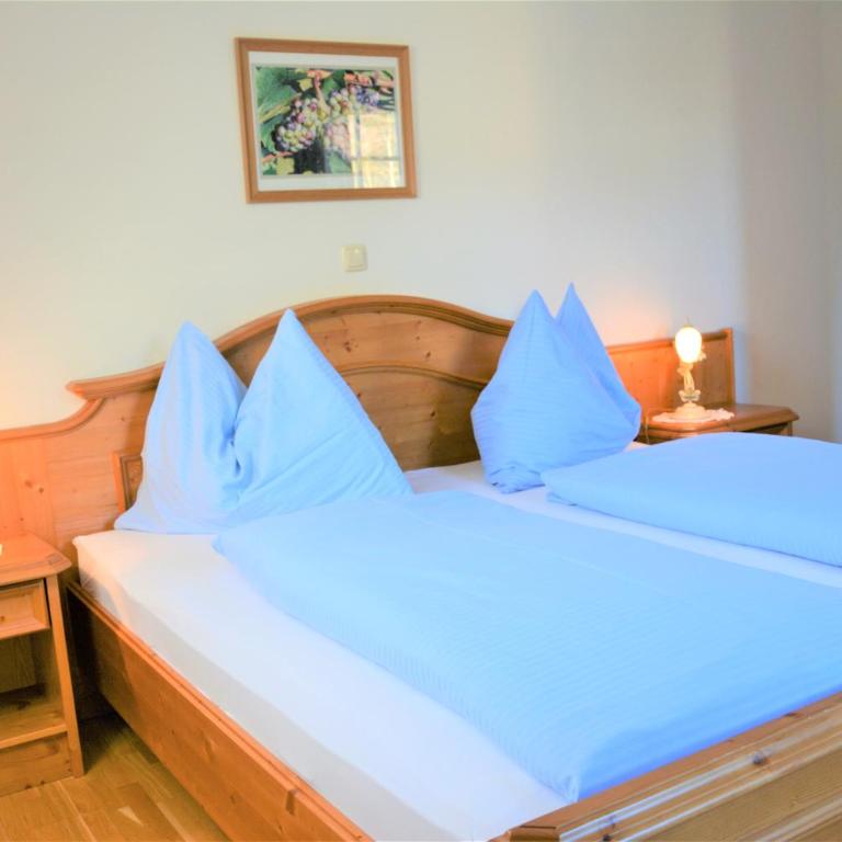 Weingut Seiner vlg. Kraxner - Habitación Doble Deluxe con balcón - 1 o 2 camas - 3