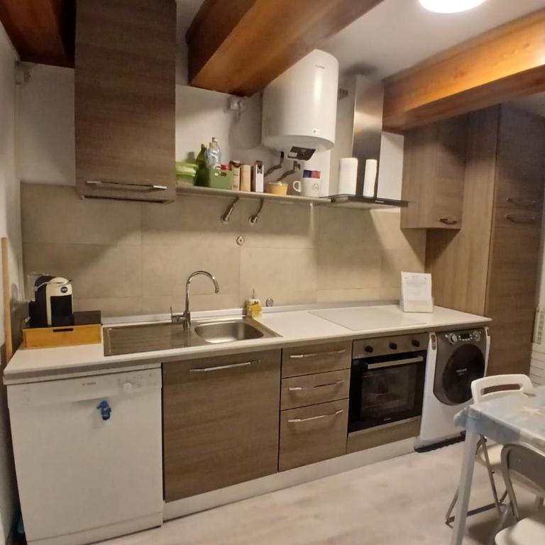 ANFORA HOUSE - One-Bedroom Apartment - 1