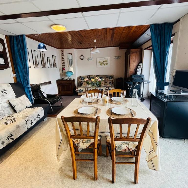 Centre du village - Balcon - Ski et Vercors - Appartement 1 Chambre - 7