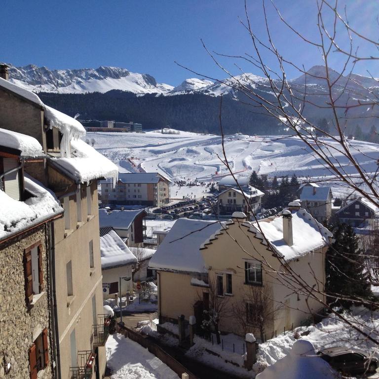 Centre du village - Balcon - Ski et Vercors - Appartement 1 Chambre - 25