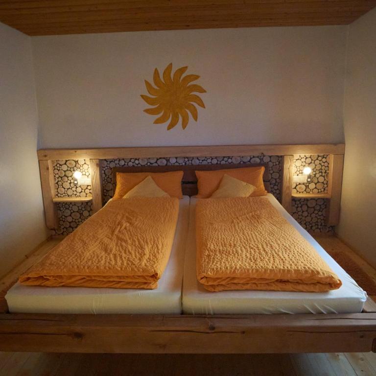 Ferienhof Milz - Apartment mit 2 Schlafzimmern mit Balkon und Terrasse - 2