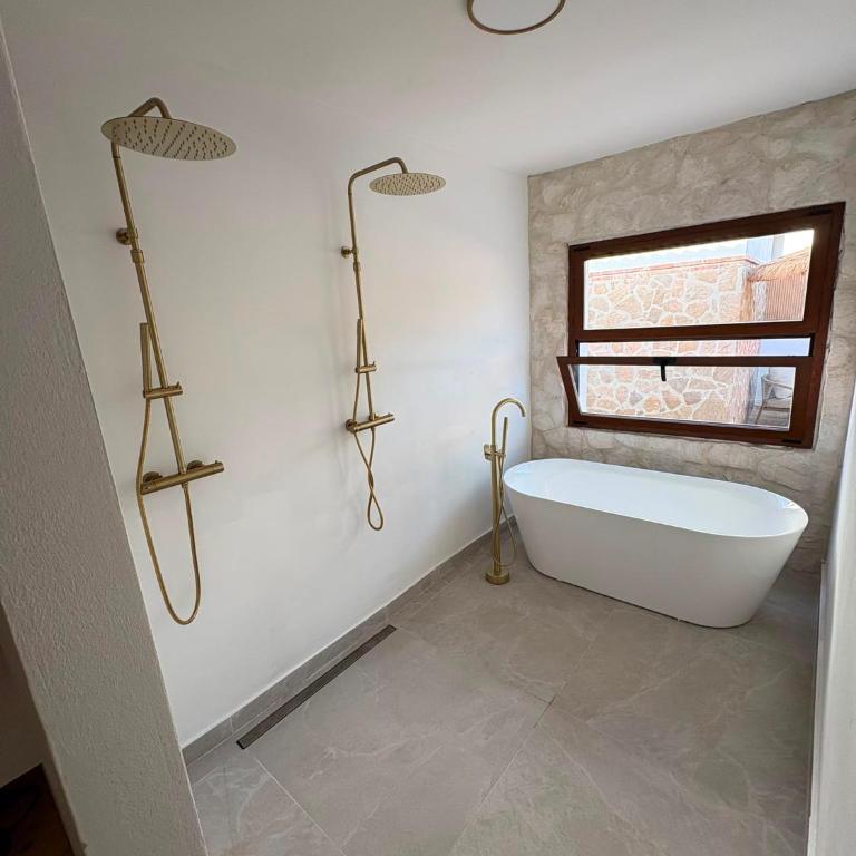 Finca Sonrisa - Deluxe Suite - 3