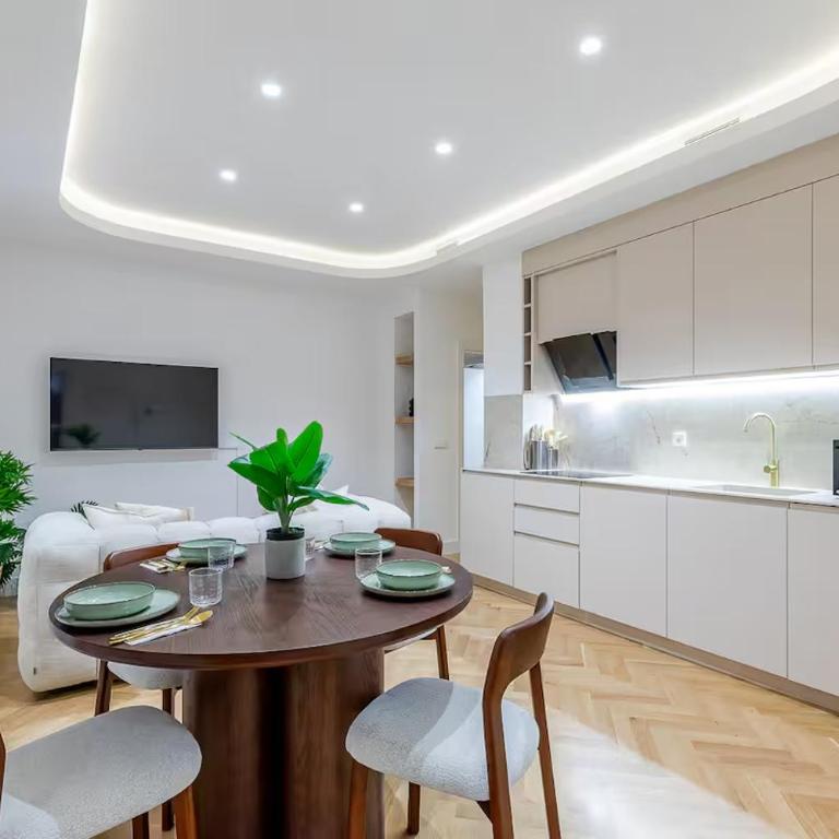 Apartamento de 2 Habitaciones en el Centro - Classic Apartment - 12
