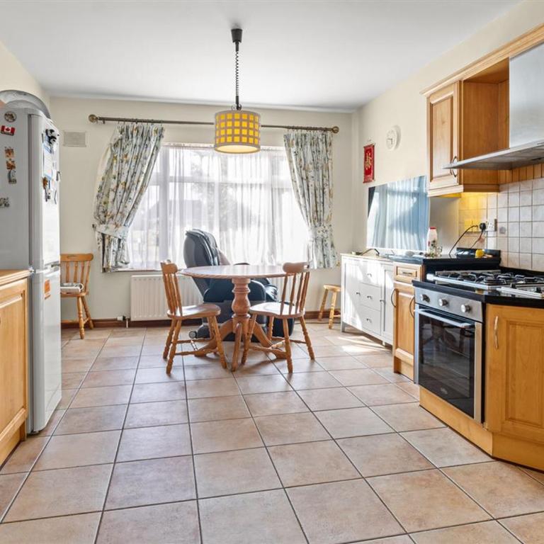 Cassa Renata propose un hébergement à Montgenèvre avec une place de parking et une magnifique vue panoramique - Apartamento de 2 dormitorios - 1